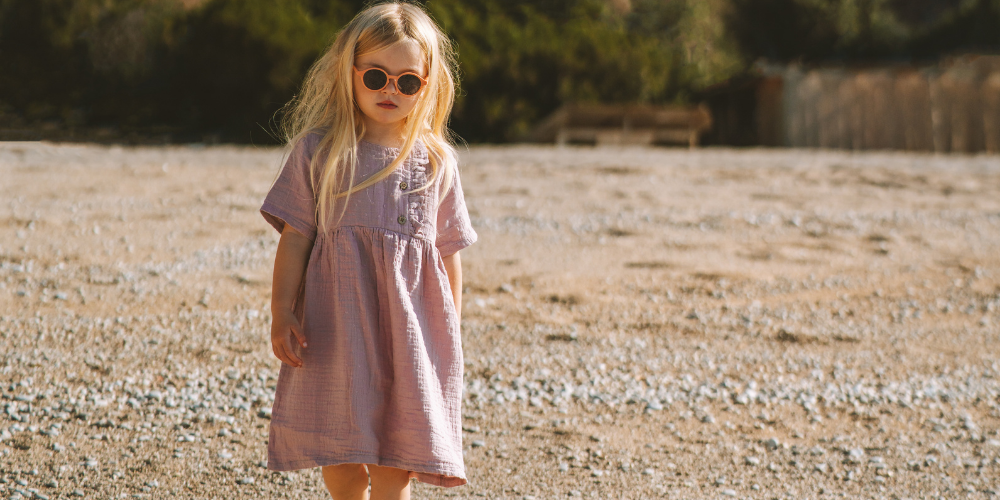 Cigit ile Kız Çocuk Elbise Modellerinde Zarafetin ve Rahatlığın Buluşması