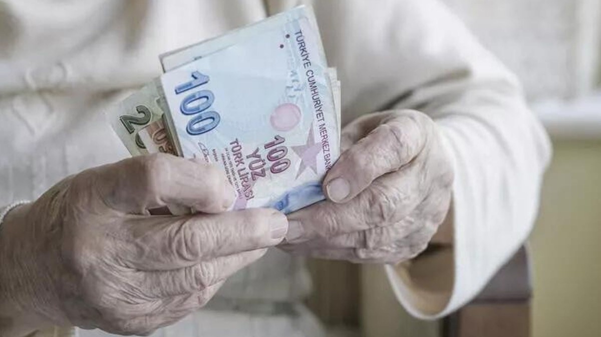 Vatandaşlara Büyük Müjde: Vakıfbank, Halkbank ve İş Bankası'ndan 10.000 TL Kredi İmkanı!